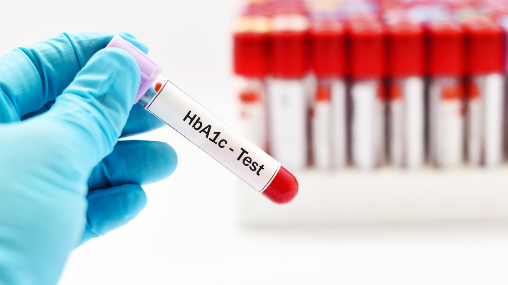 Noen gravide blir anbefalt å ta blodprøven HbA1c eller en glukosebelastningstest for å avdekke om hun har en uoppdaget diabetes eller svangerskapsdiabetes.